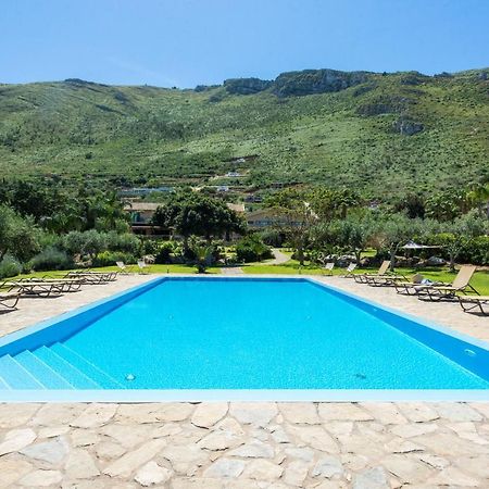 Ulivo Blu Holiday Homes 卡斯泰拉马莱 外观 照片