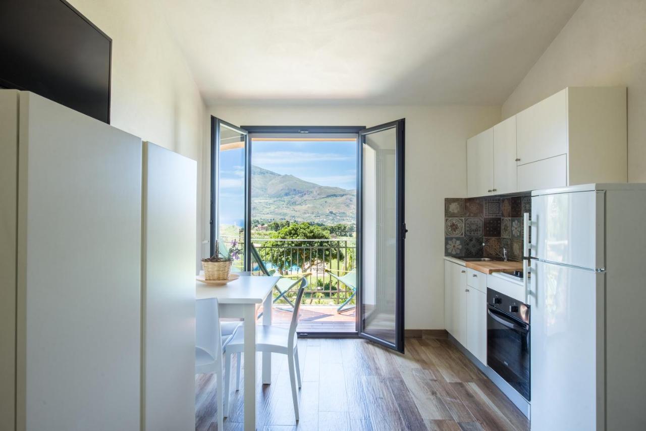 Ulivo Blu Holiday Homes 卡斯泰拉马莱 外观 照片